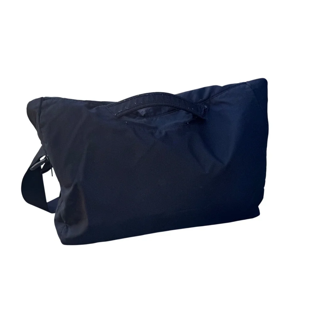 Dakine Messenger Bag Black Nylon‎ Laptop Commuter Crossbody Travel Satchel